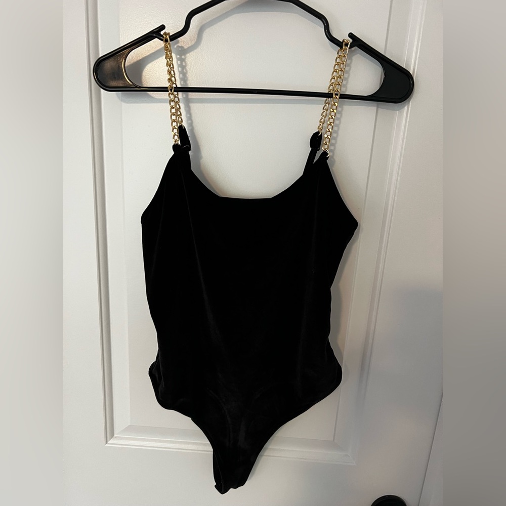 No boundaries velvet bodysuit with gold chain straps size medium